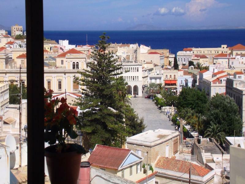 Iliada Hotel Ermoupoli Exterior photo